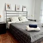 Ferienhaus Pambnb - 250m To Beach, Family Pools, Wi-fi