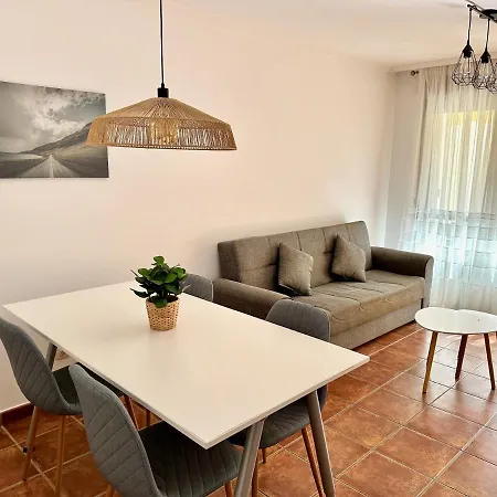 Pambnb - 250m To Beach, Family Pools, Wi-fi بيت للعطل غراناديا دي أبونا