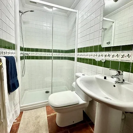 Pambnb - 250m To Beach, Family Pools, Wi-fi & Bbq Vakantiehuis