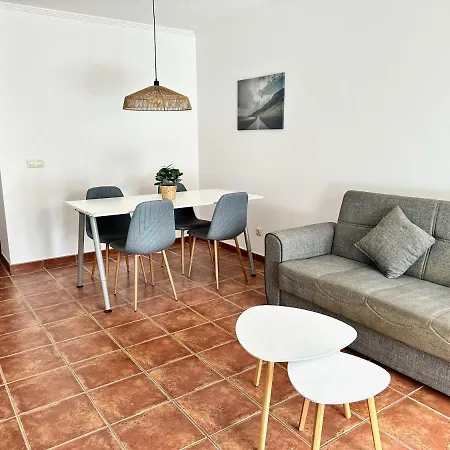 Vakantiehuis Pambnb - 250m To Beach, Family Pools, Wi-fi & Bbq *