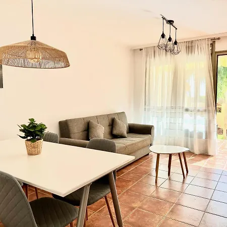 Pambnb - 250m To Beach, Family Pools, Wi-fi & Bbq Granadilla De Abona