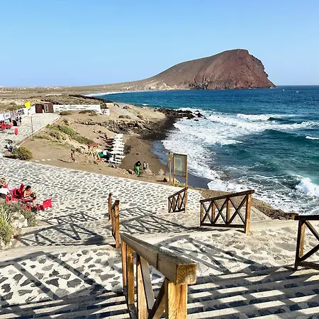 Pambnb - 250m To Beach, Family Pools, Wi-fi & Bbq Vakantiehuis