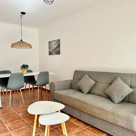 Pambnb - 250m To Beach, Family Pools, Wi-fi & Bbq Vakantiehuis *