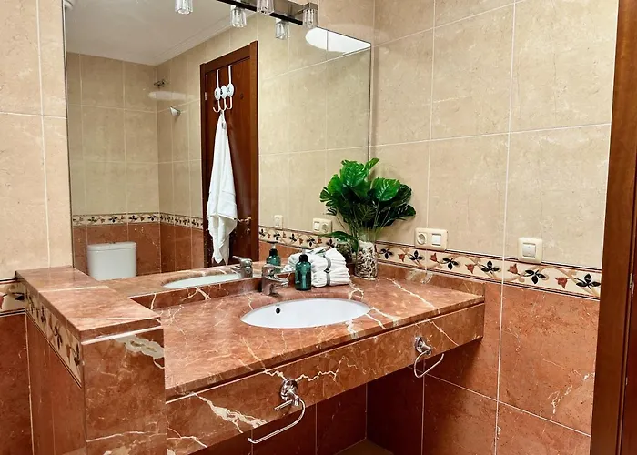 Pambnb - 250m To Beach, Family Pools, Wi-fi *