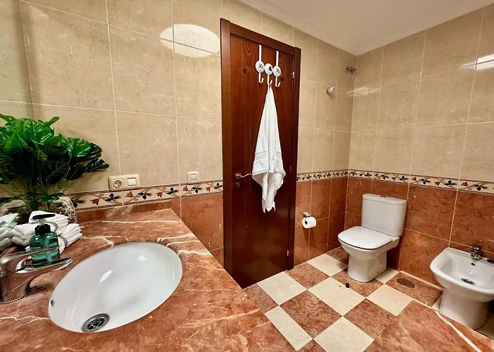 別荘 Pambnb - 250m To Beach, Family Pools, Wi-fi