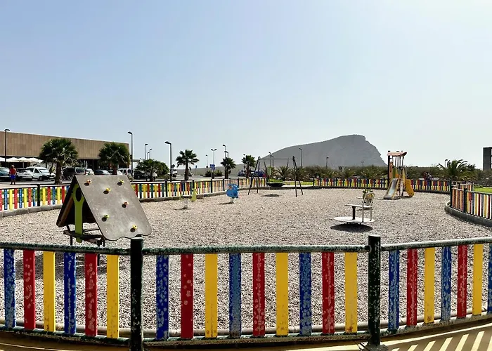 Pambnb - 250m To Beach, Family Pools, Wi-fi