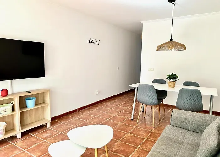 別荘 Pambnb - 250m To Beach, Family Pools, Wi-fi *