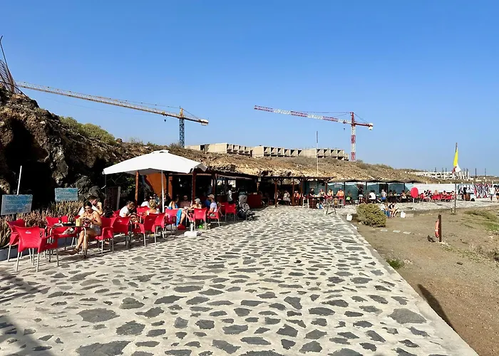 Tatil Evi Pambnb - 250m To Beach, Family Pools, Wi-fi *